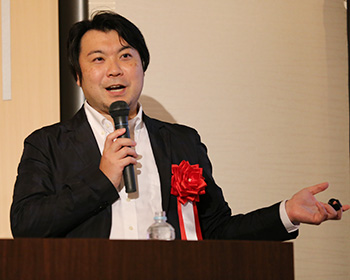 吉野 慶一氏